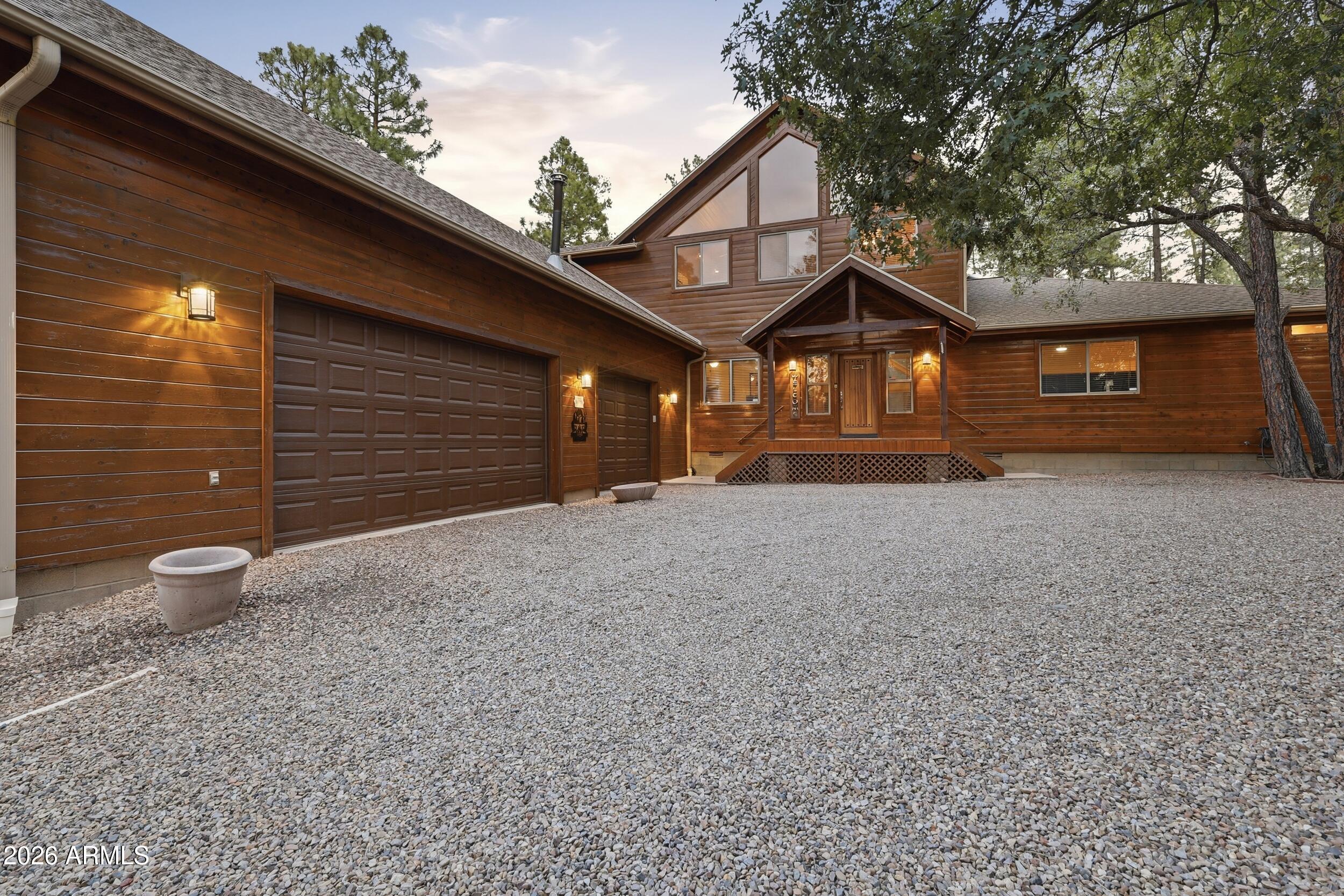 94 W PINE RIDGE Drive