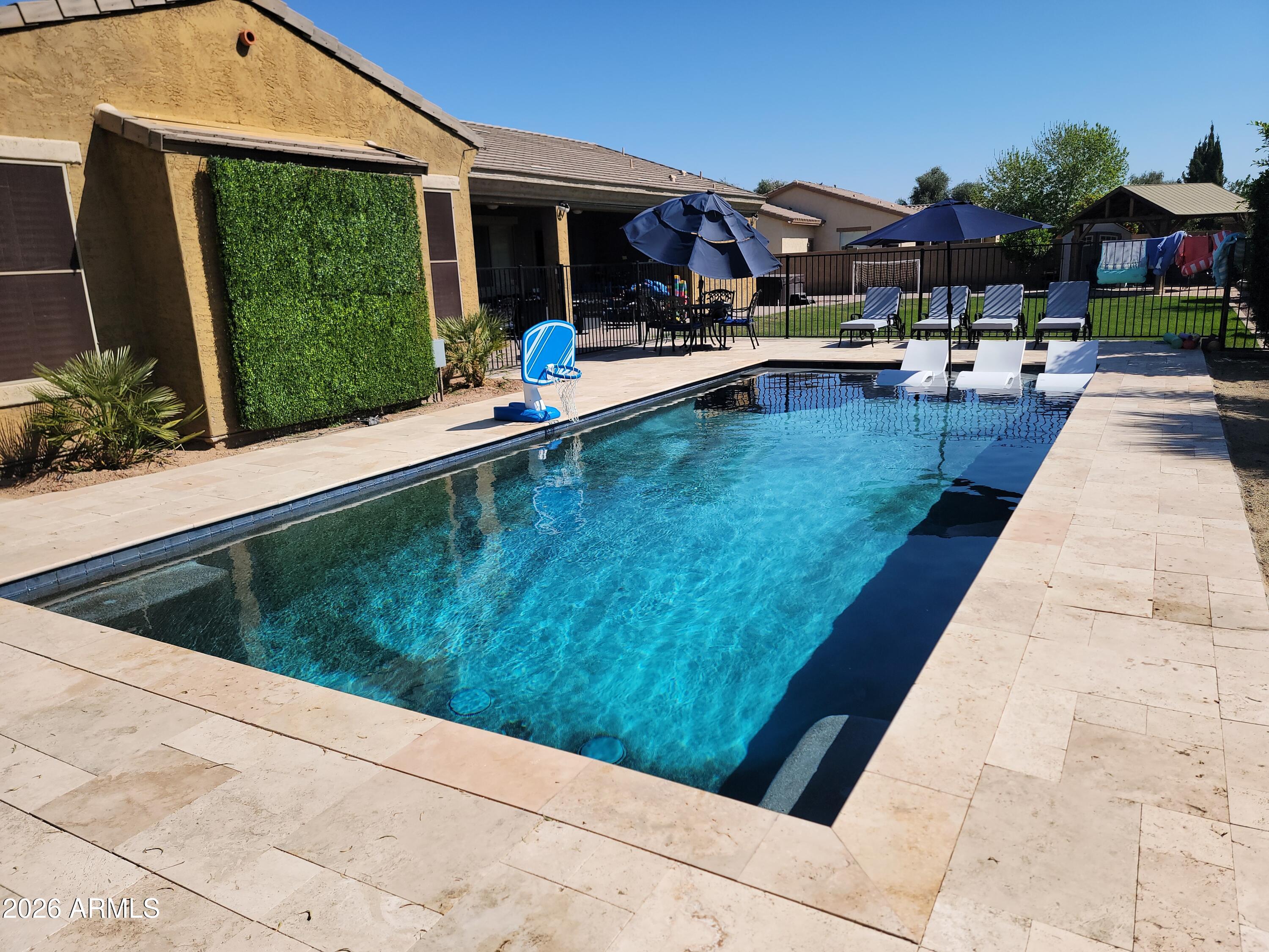 8115 W SAN MIGUEL Avenue