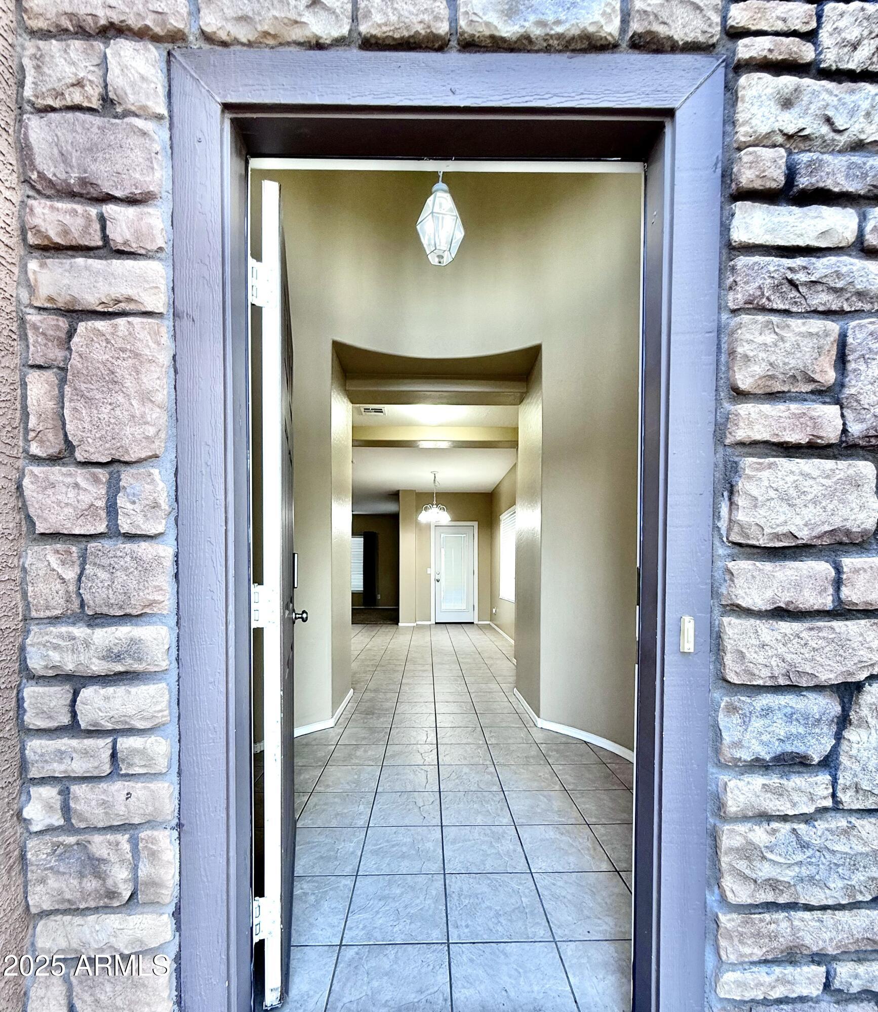 14841 W DESERT HILLS Drive