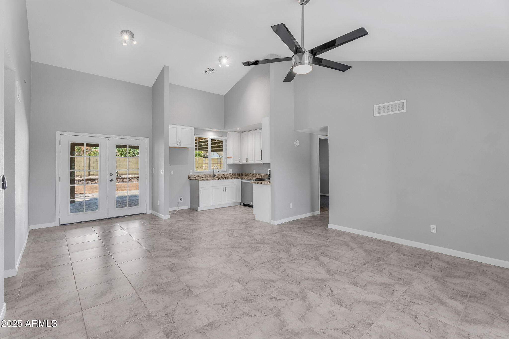 1368 E WICKIEUP Lane