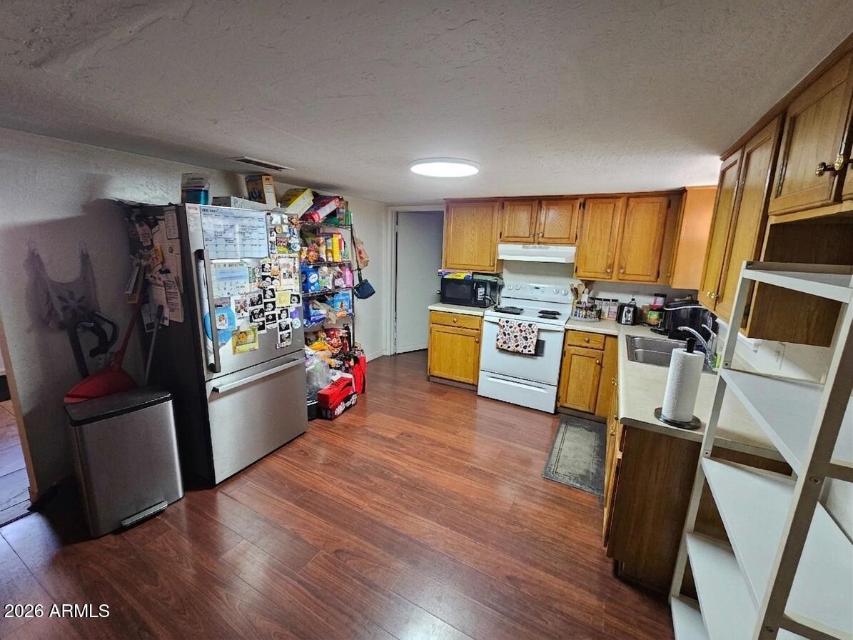 3833 N 28th Street 1