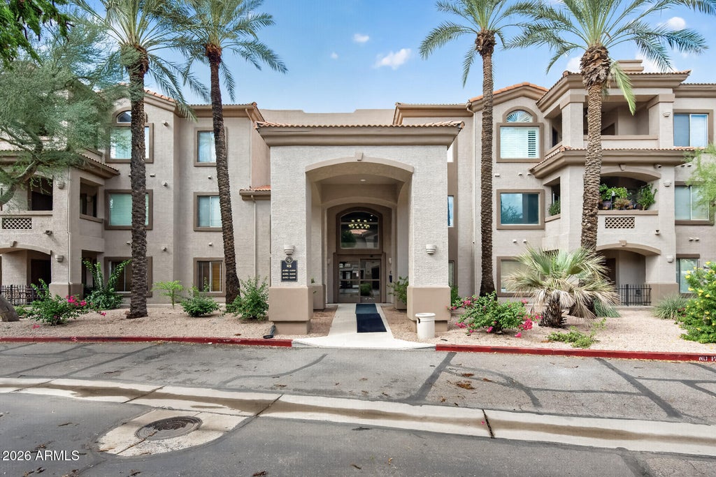 Photo of 14000 N 94th Street #2202, Scottsdale, AZ 85260 (MLS # 7095317)