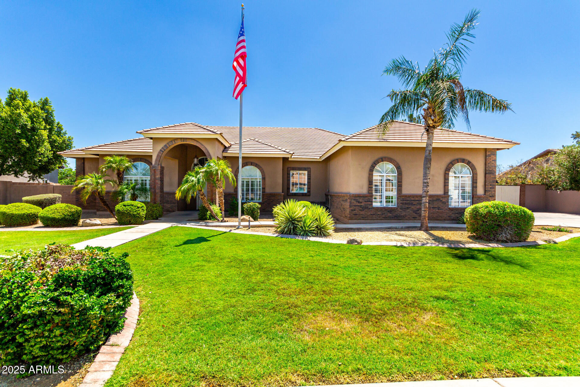 761 N EXPLORER Drive