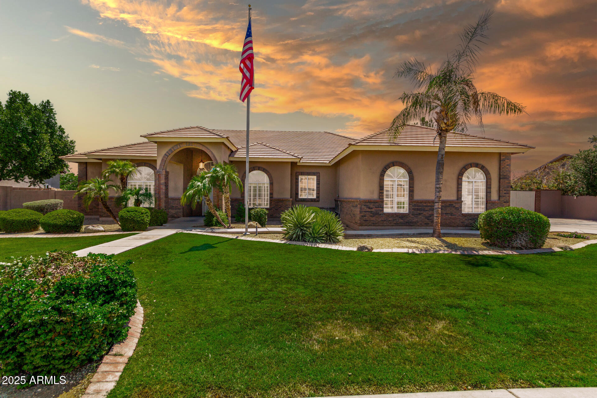 761 N EXPLORER Drive