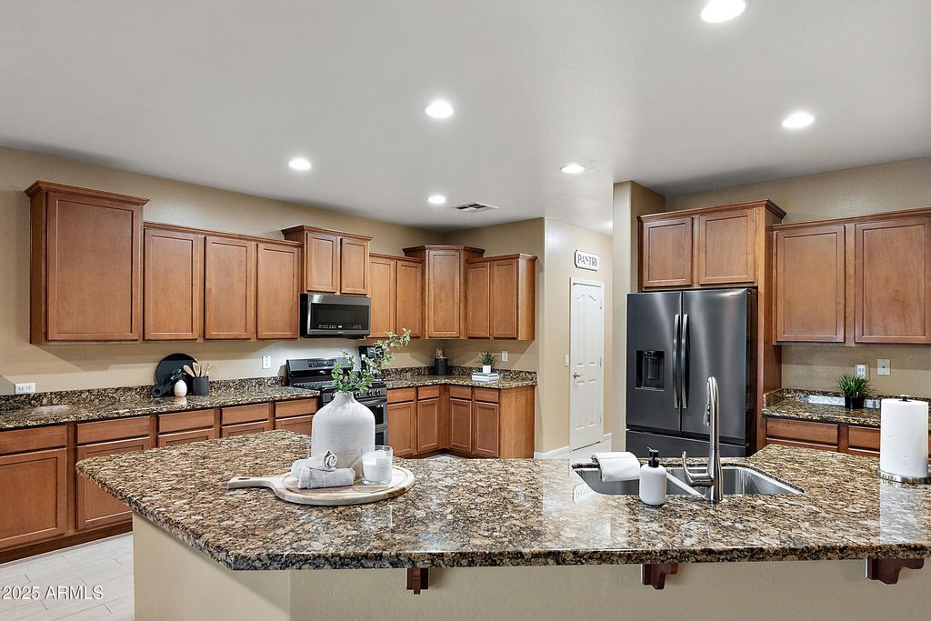 Photo of 11713 W Rio Vista Lane, Avondale, AZ 85323 (MLS # 6912185)