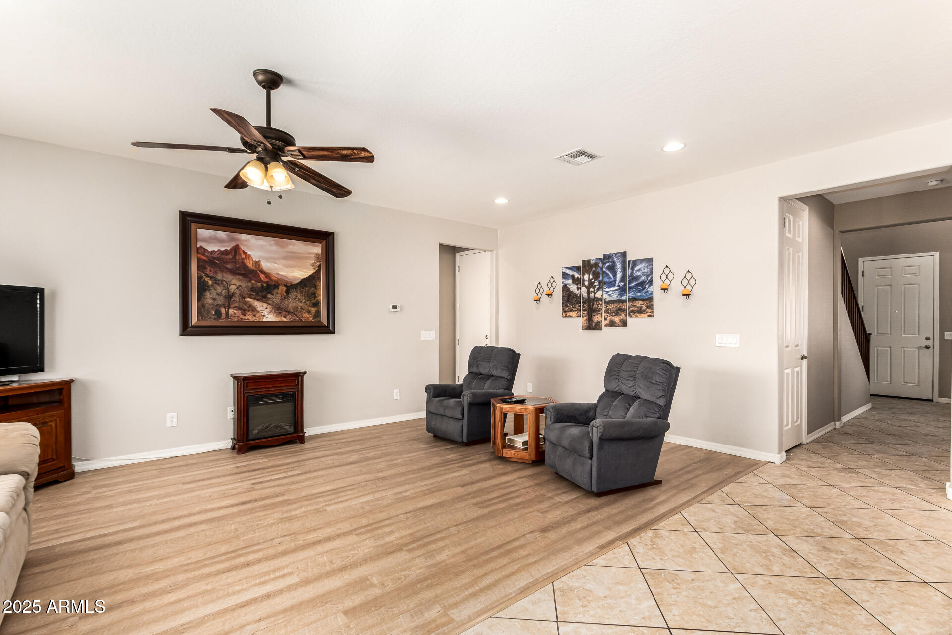 16763 W ADAMS Street