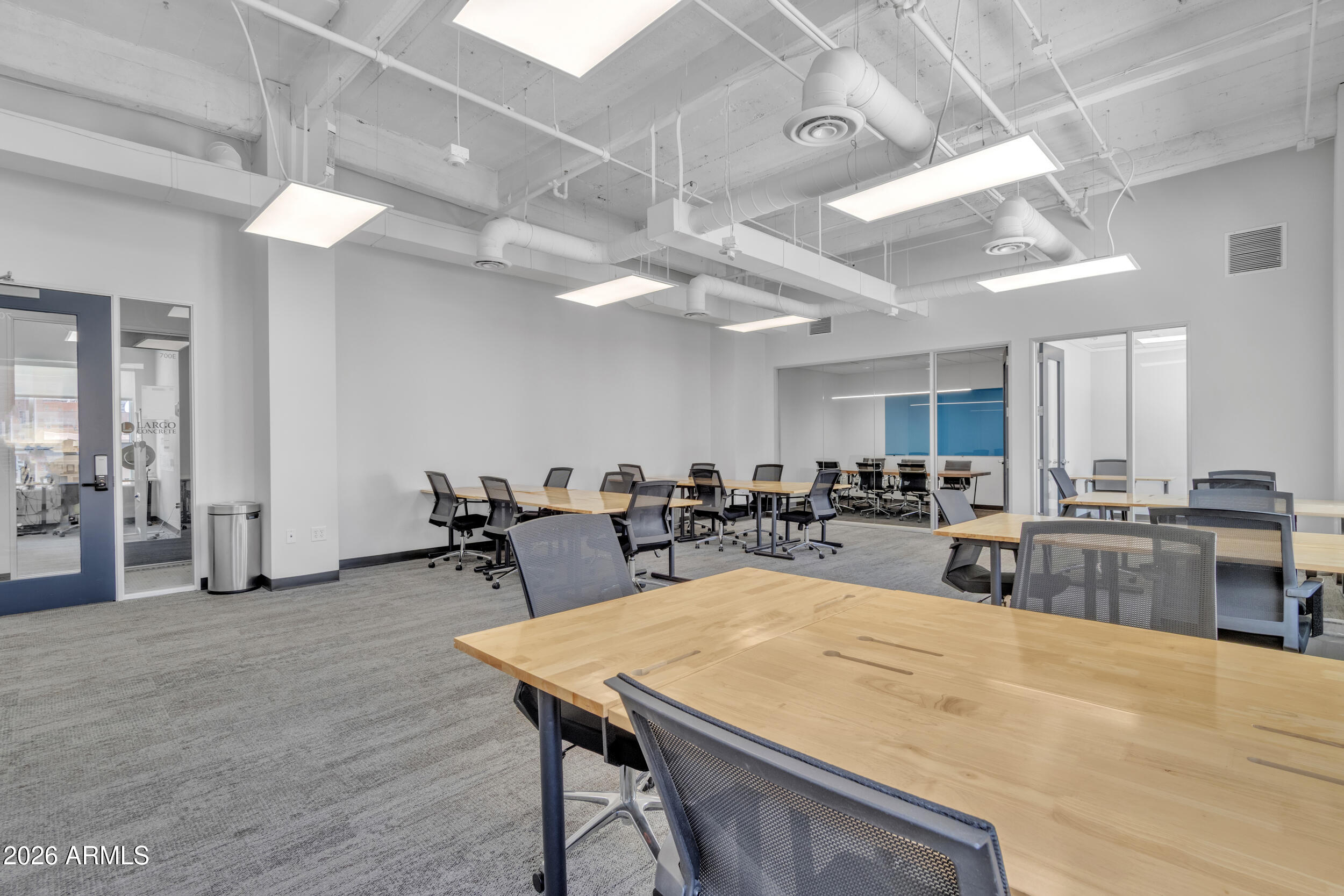 112 N CENTRAL Avenue 700D