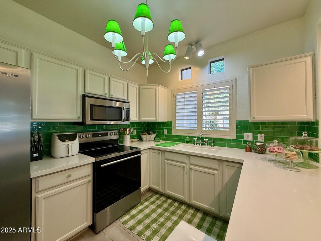 Photo of 1351 N Pleasant Drive #1108, Chandler, AZ 85225 (MLS # 6984284)