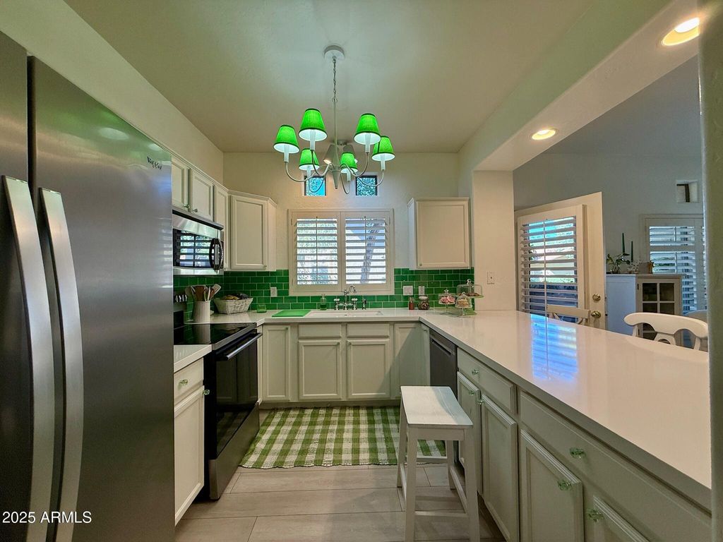 Photo of 1351 N Pleasant Drive #1108, Chandler, AZ 85225 (MLS # 6984284)