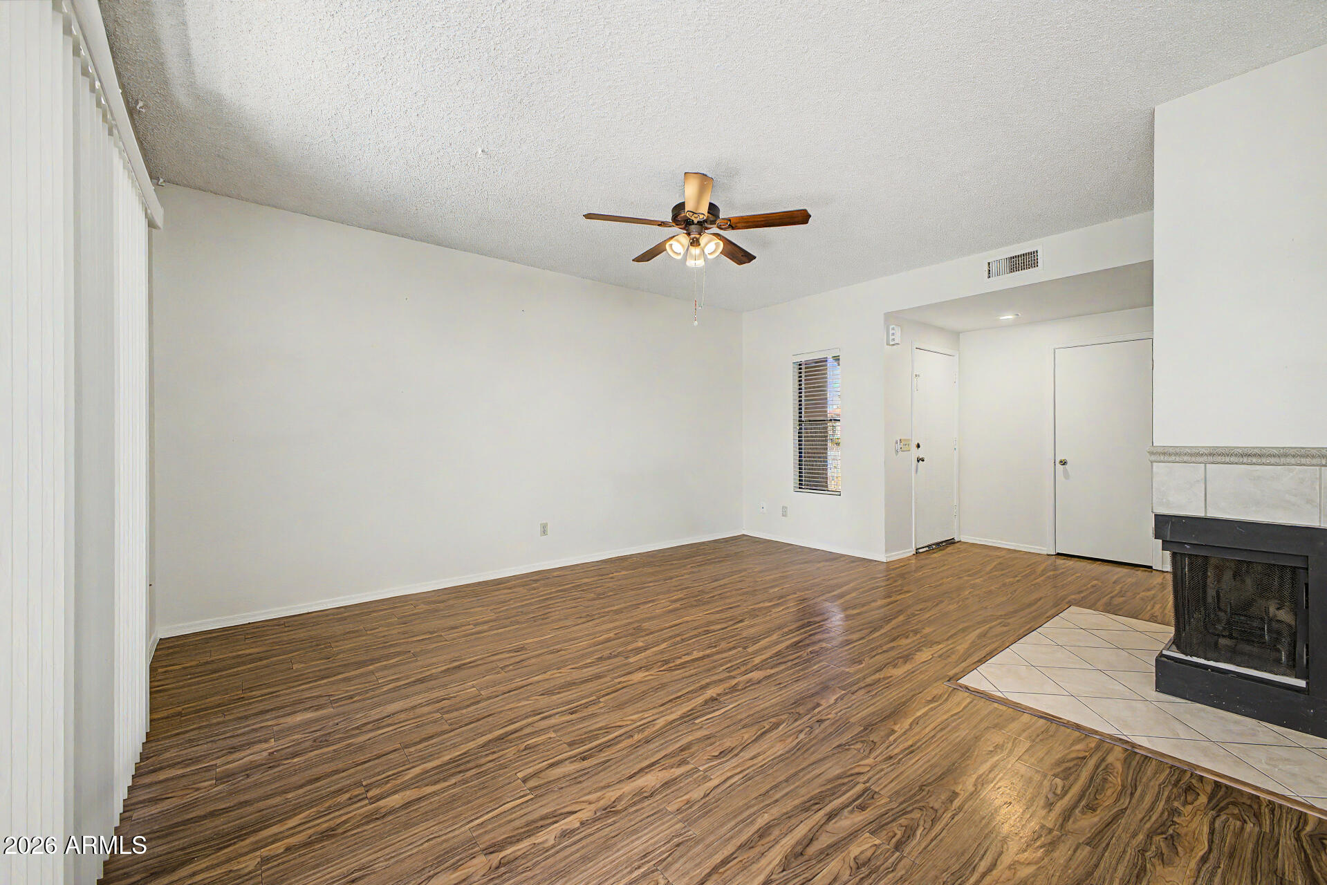 MARYLAND LAKES CONDOMINIUMS AMD - Residential
