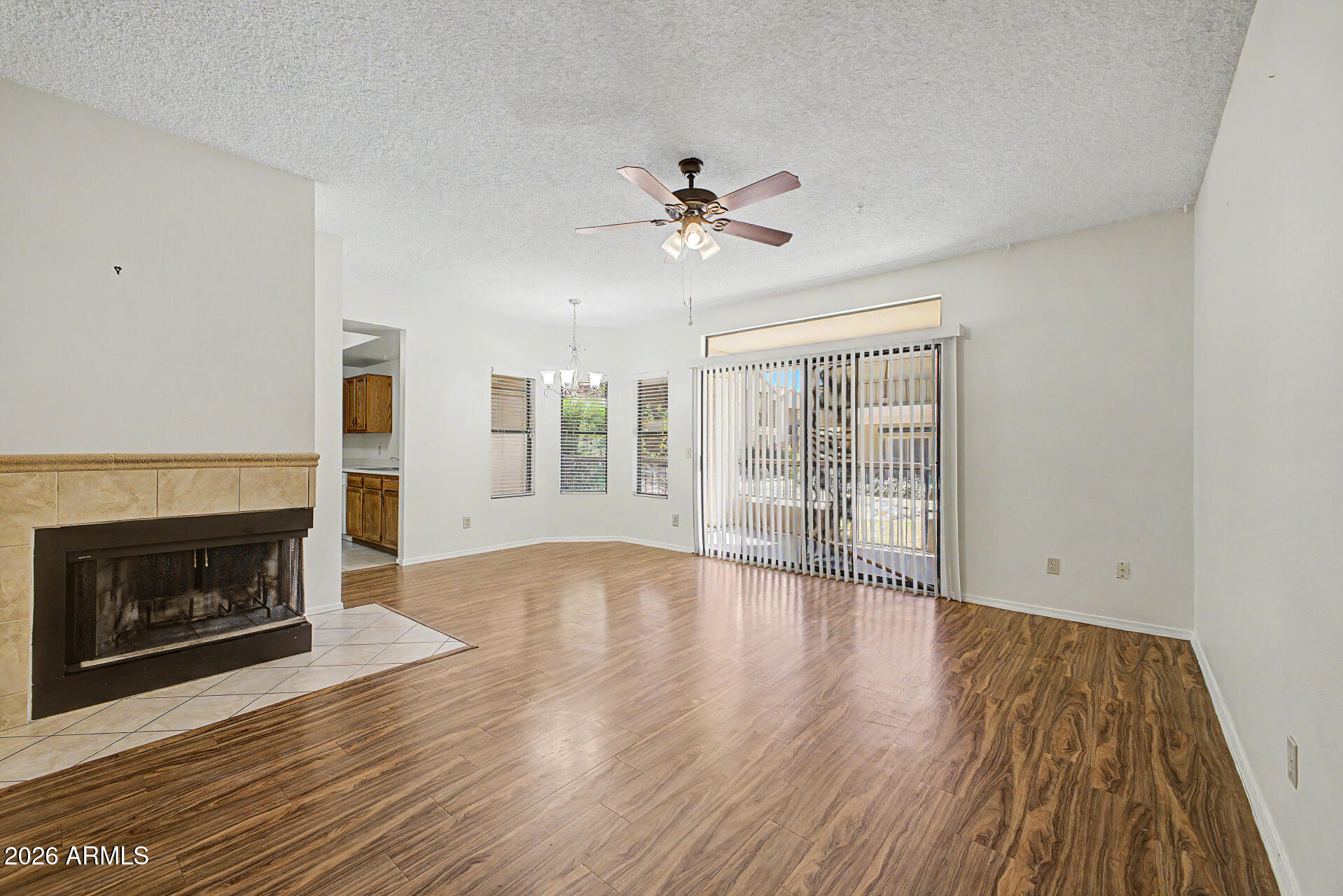 MARYLAND LAKES CONDOMINIUMS AMD - Residential