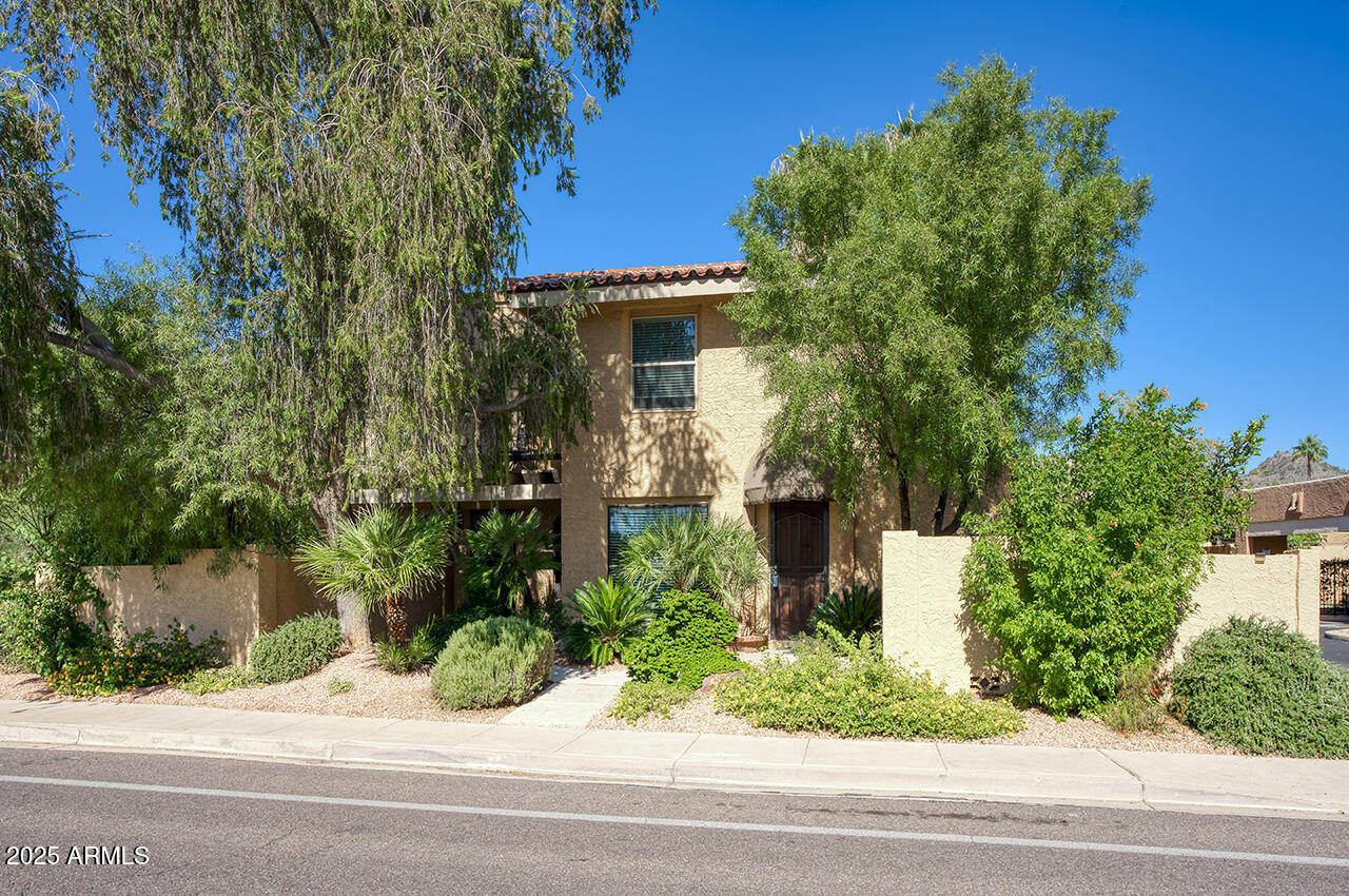 830 E Peoria Avenue 3