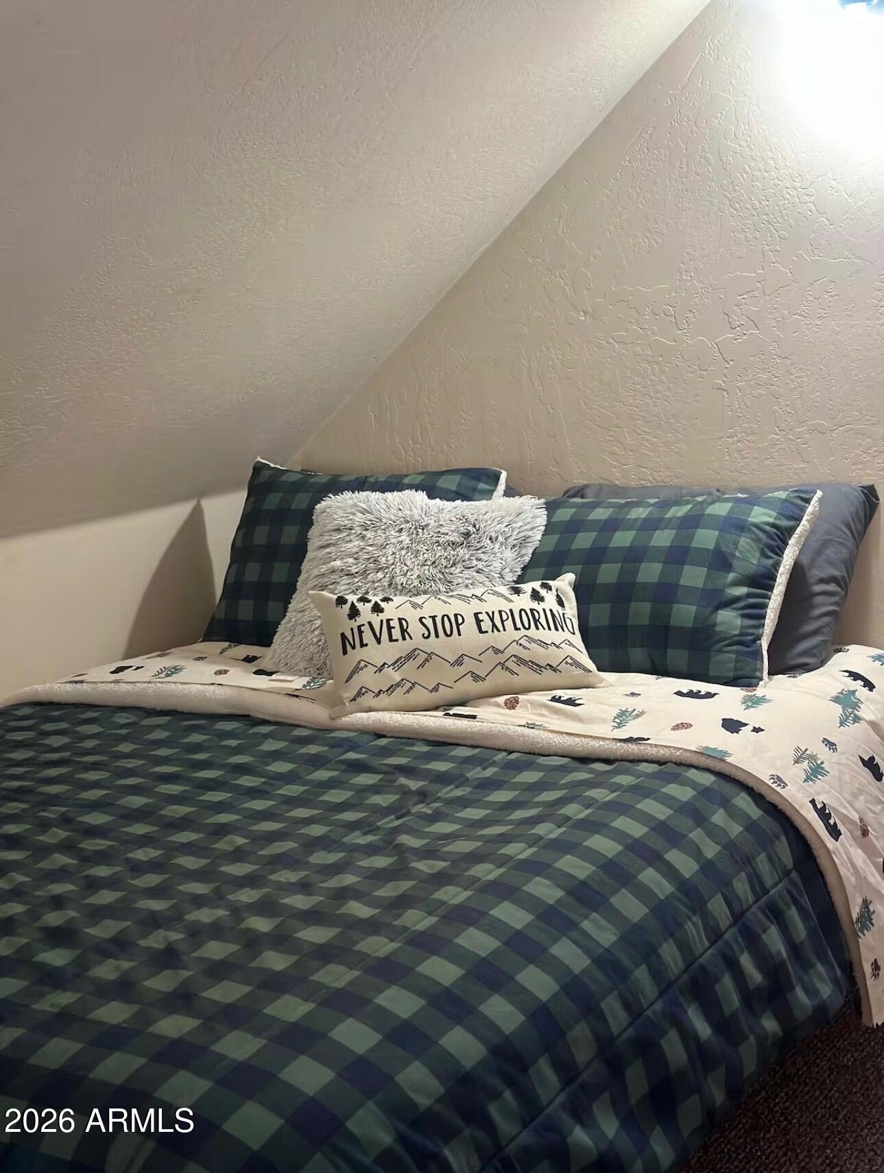 WHITE MOUNTAIN CLUB ESTATES UNIT 2 - Residential
