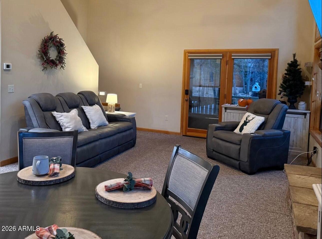 3122 S BRIARWOOD Lane