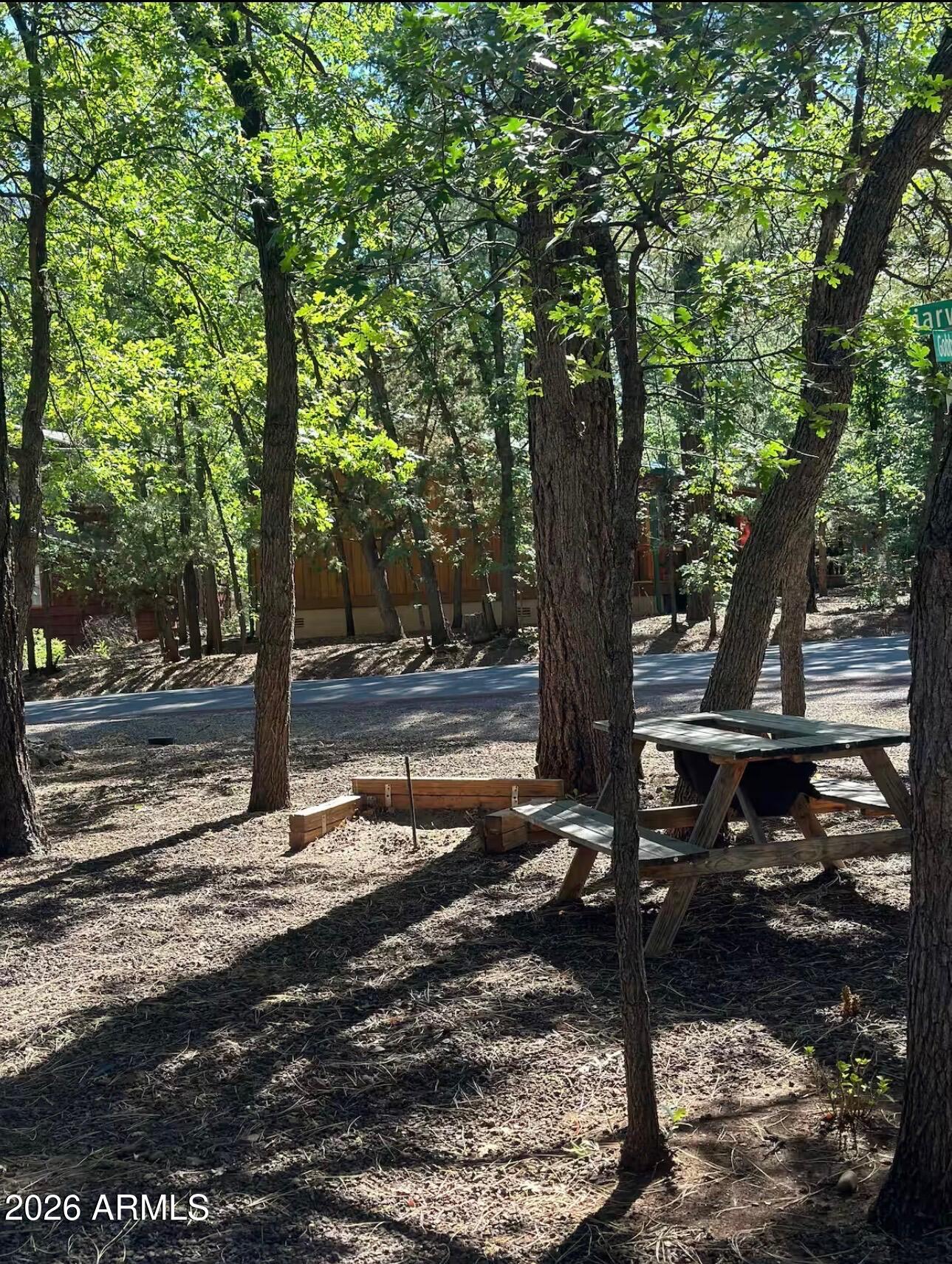 WHITE MOUNTAIN CLUB ESTATES UNIT 2 - Residential