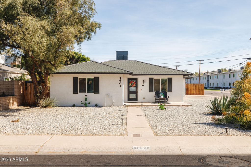 Photo of 4401 N 9th Avenue, Phoenix, AZ 85013 (MLS # 7000152)