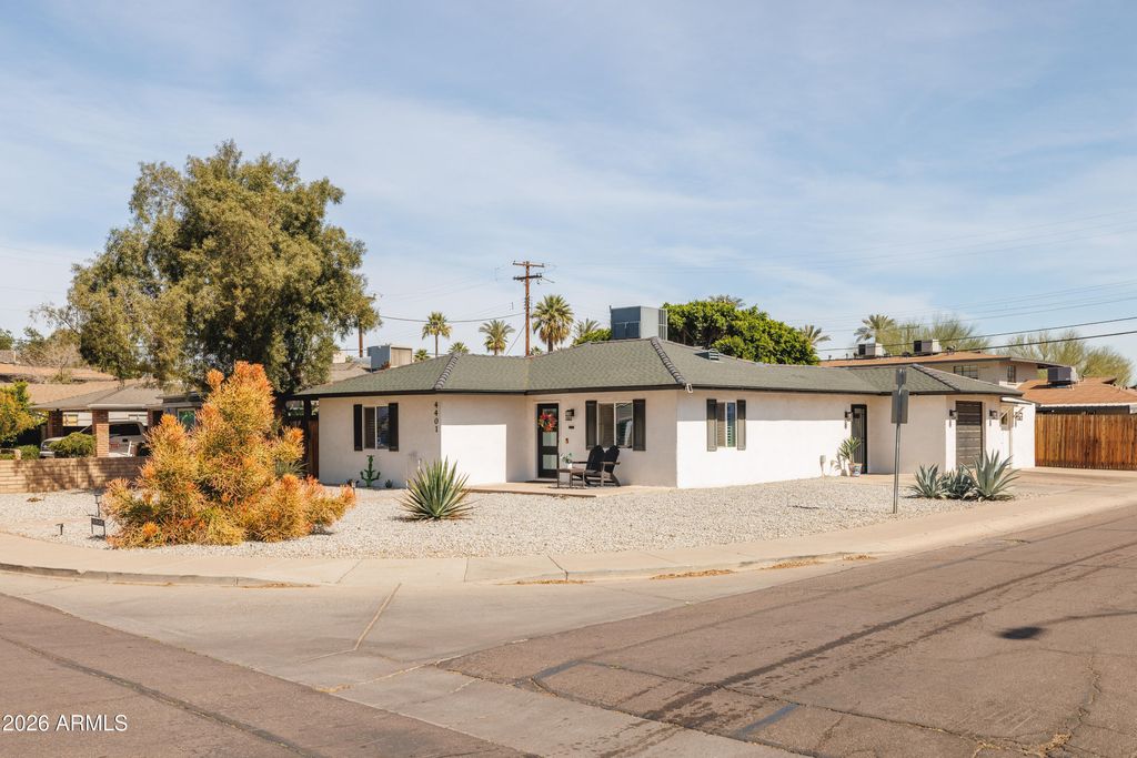 Photo of 4401 N 9th Avenue, Phoenix, AZ 85013 (MLS # 7000152)