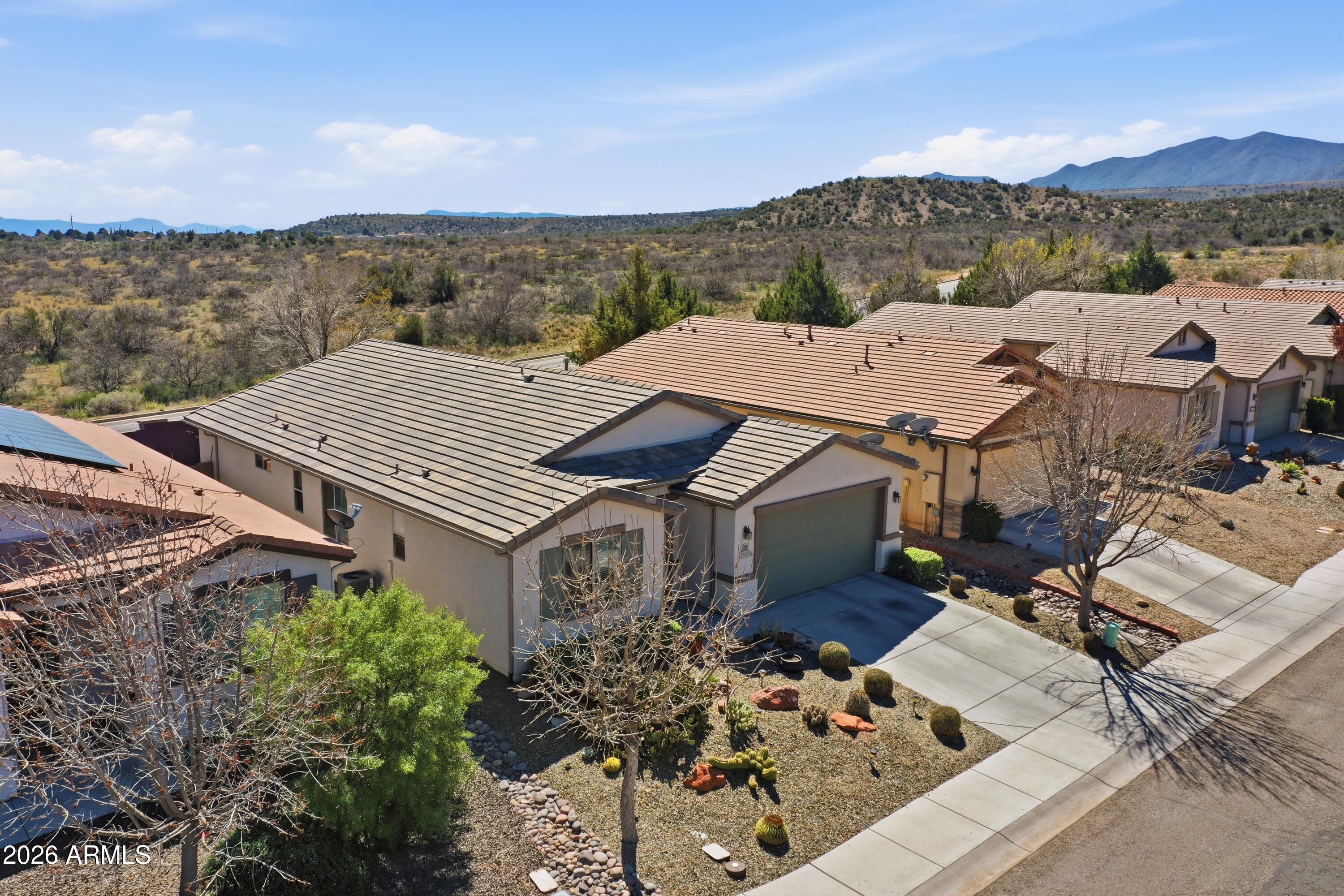 1835 HORSESHOE BEND Circle