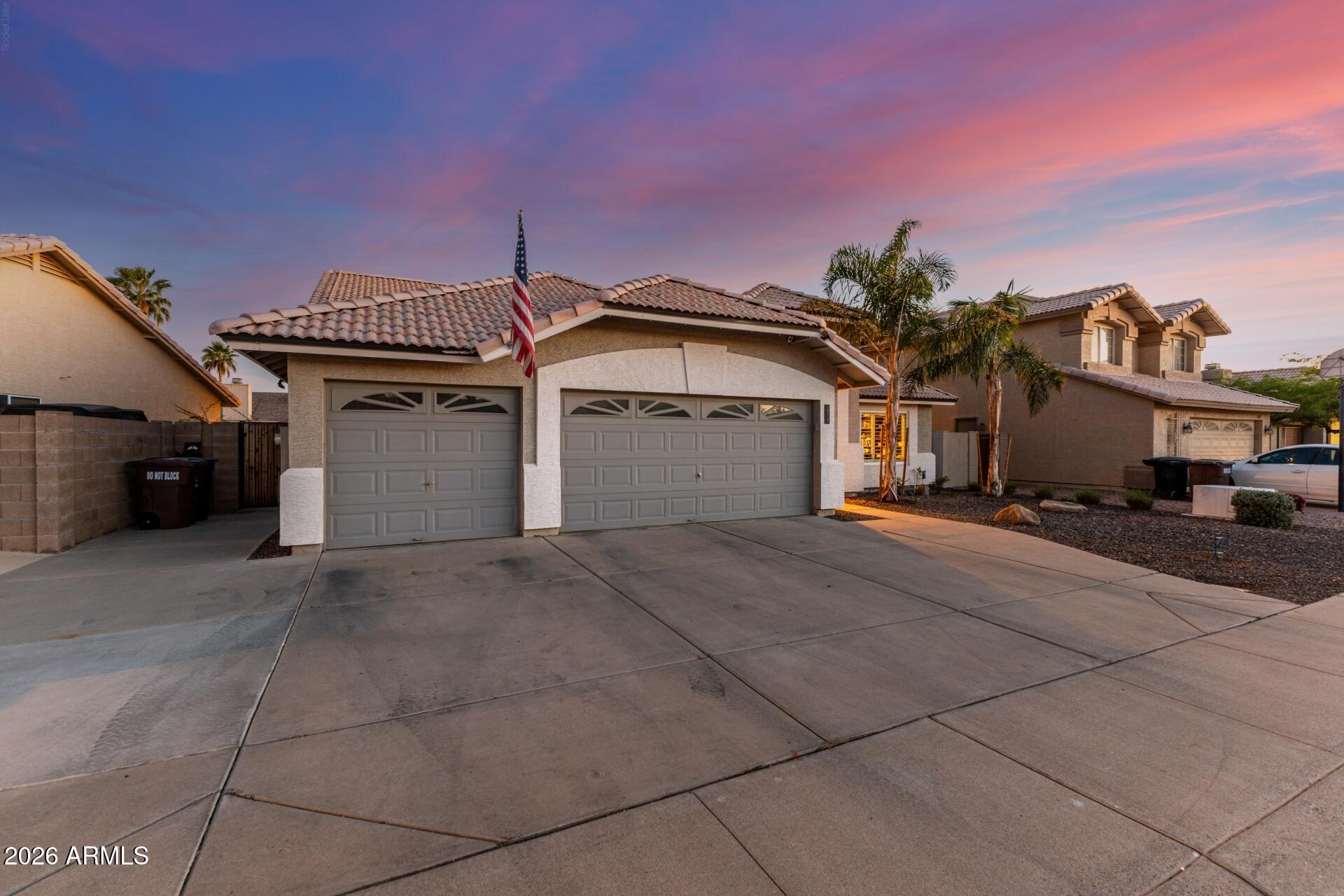 8517 W JOAN DE ARC Avenue