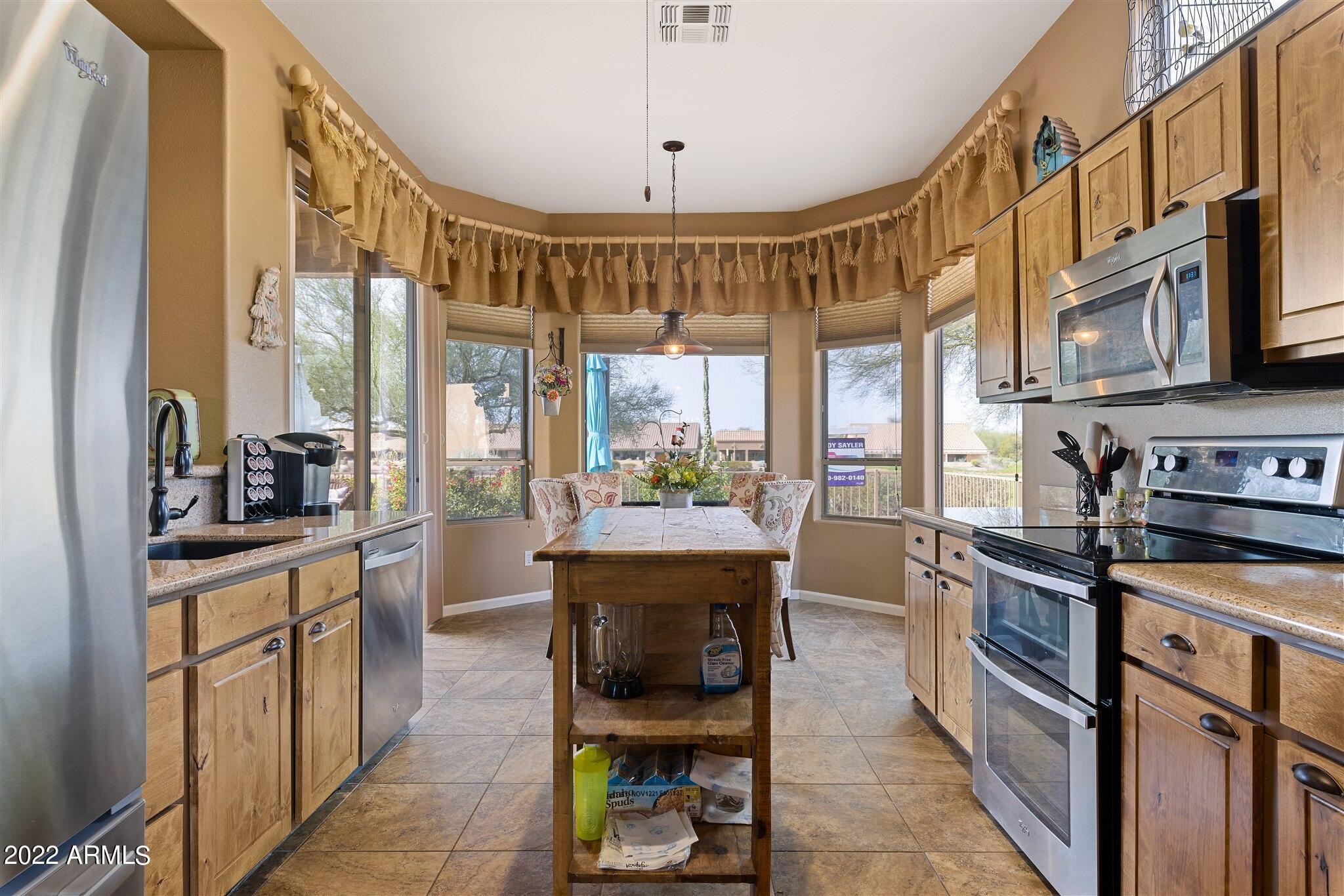 5610 S PINNACLE Lane