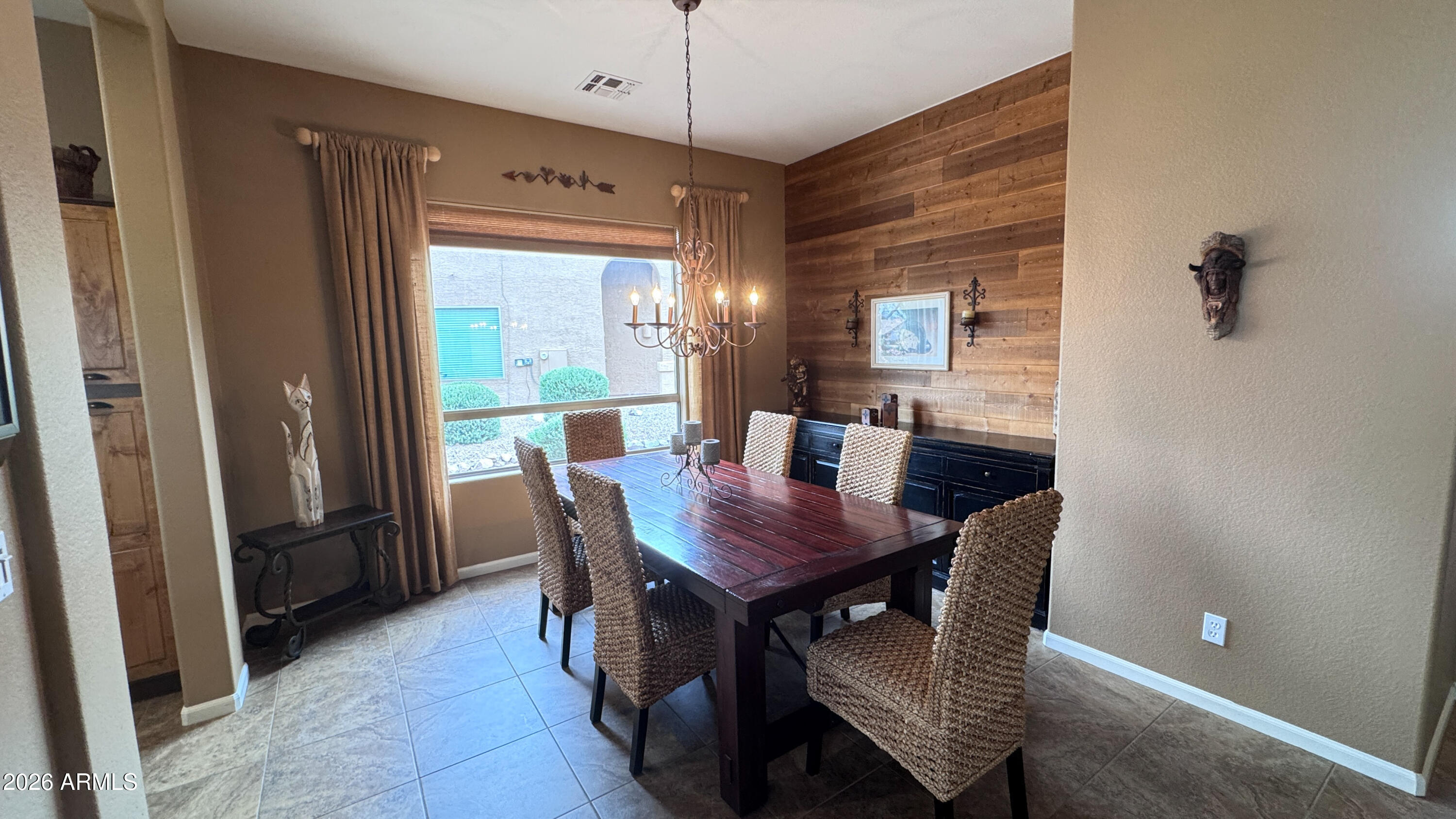 5610 S PINNACLE Lane