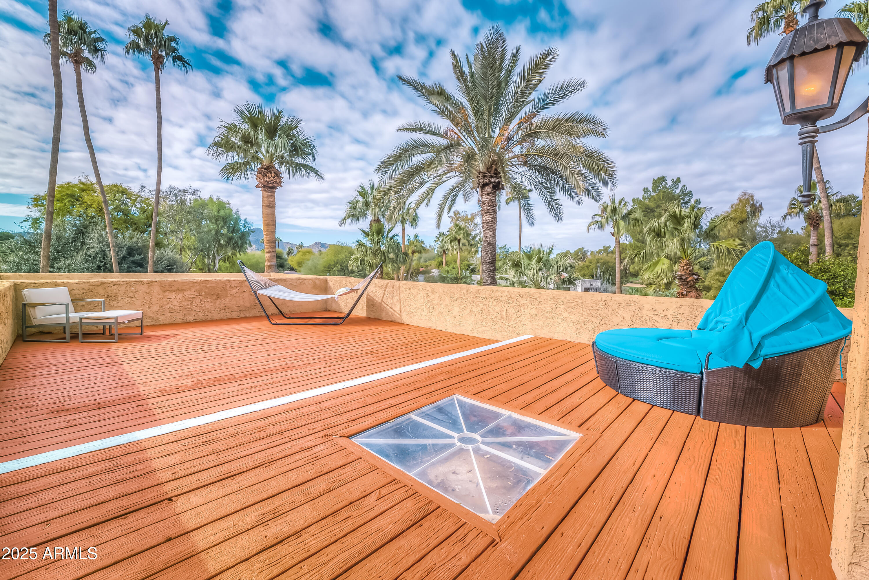 CAMELBACK COUNTRY CLUB - Residential