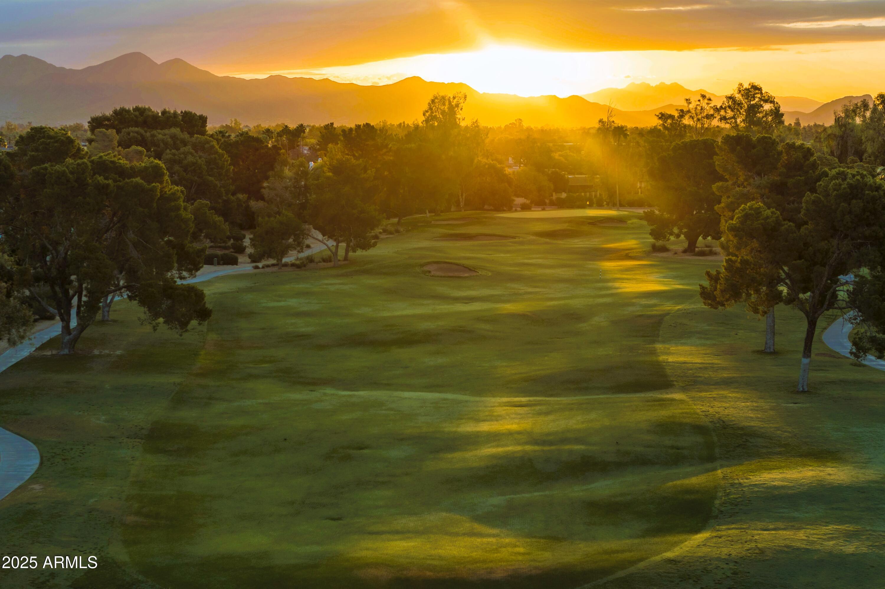 CAMELBACK COUNTRY CLUB - Residential