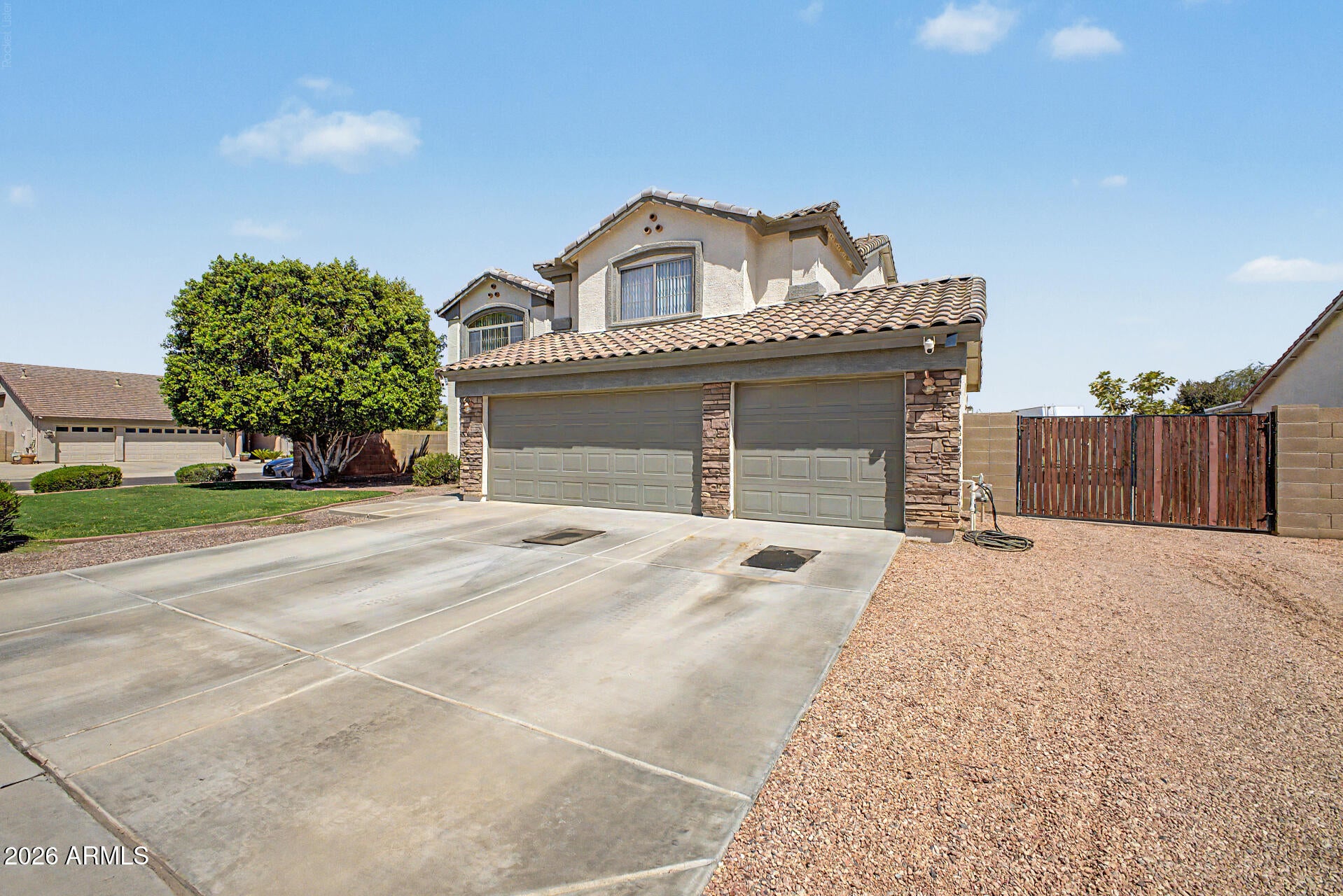 5020 W PEDRO Lane