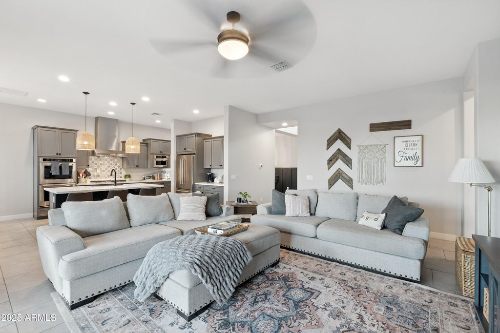 Photo of 5863 N 189th Drive, Litchfield Park, AZ 85340 (MLS # 6909073)