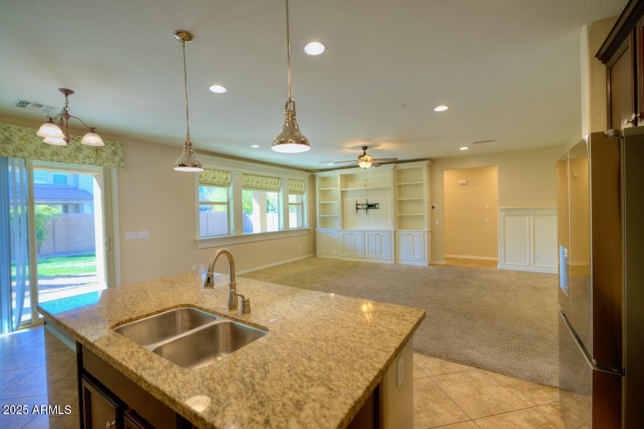 3941 E PALO VERDE Street