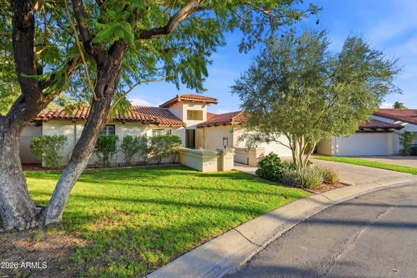 3187 E BERRIDGE LN, PHOENIX, AZ 85016 - Image f30085bbab92c2e0b5e4485d71919cd2/302867703
