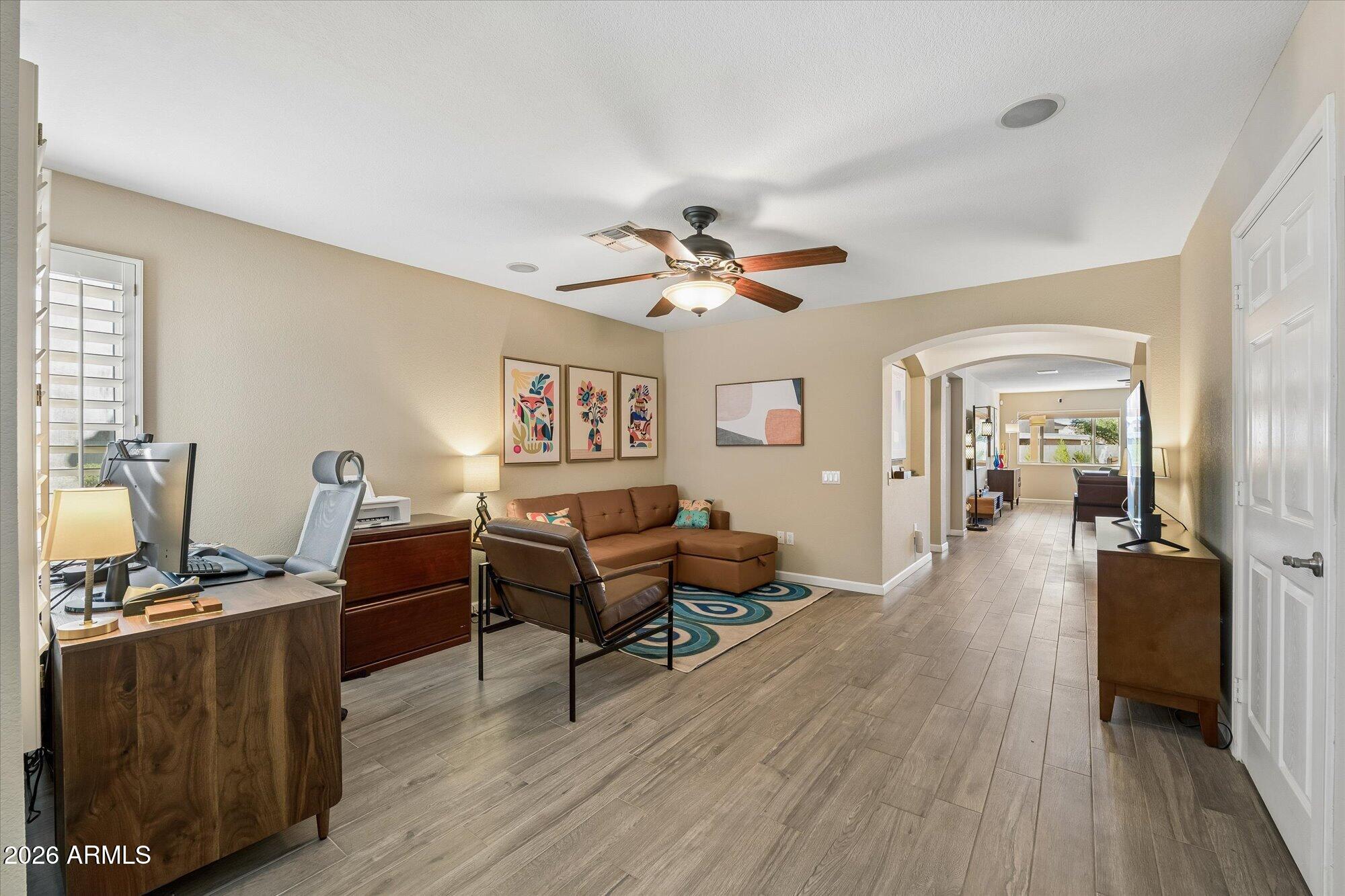 3428 E FRANCISCO Drive
