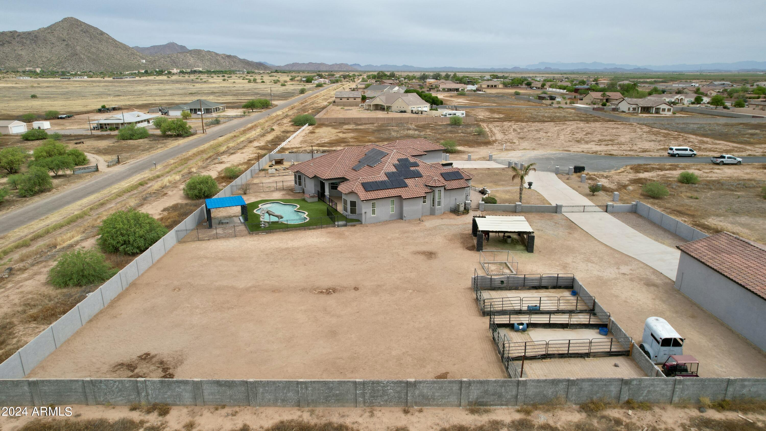 7171 W QUARTER HORSE Run