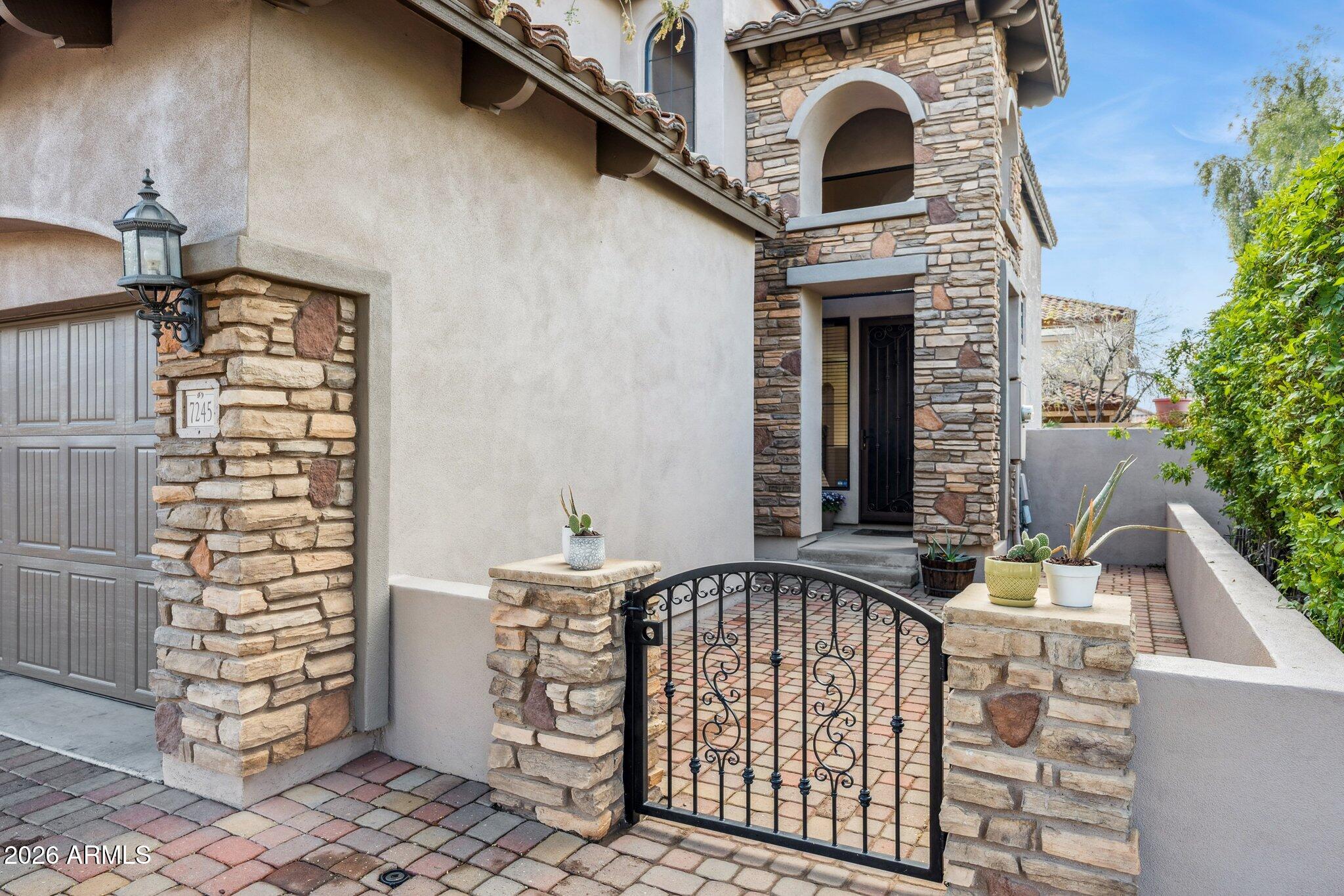 7245 E NORLAND Street