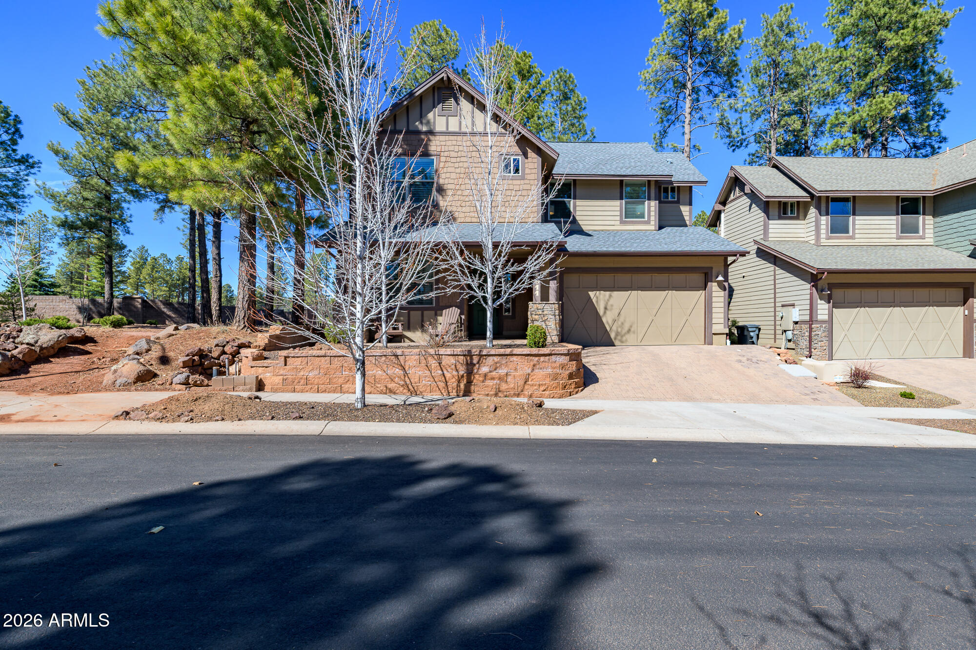 2911 S PEPITA Drive