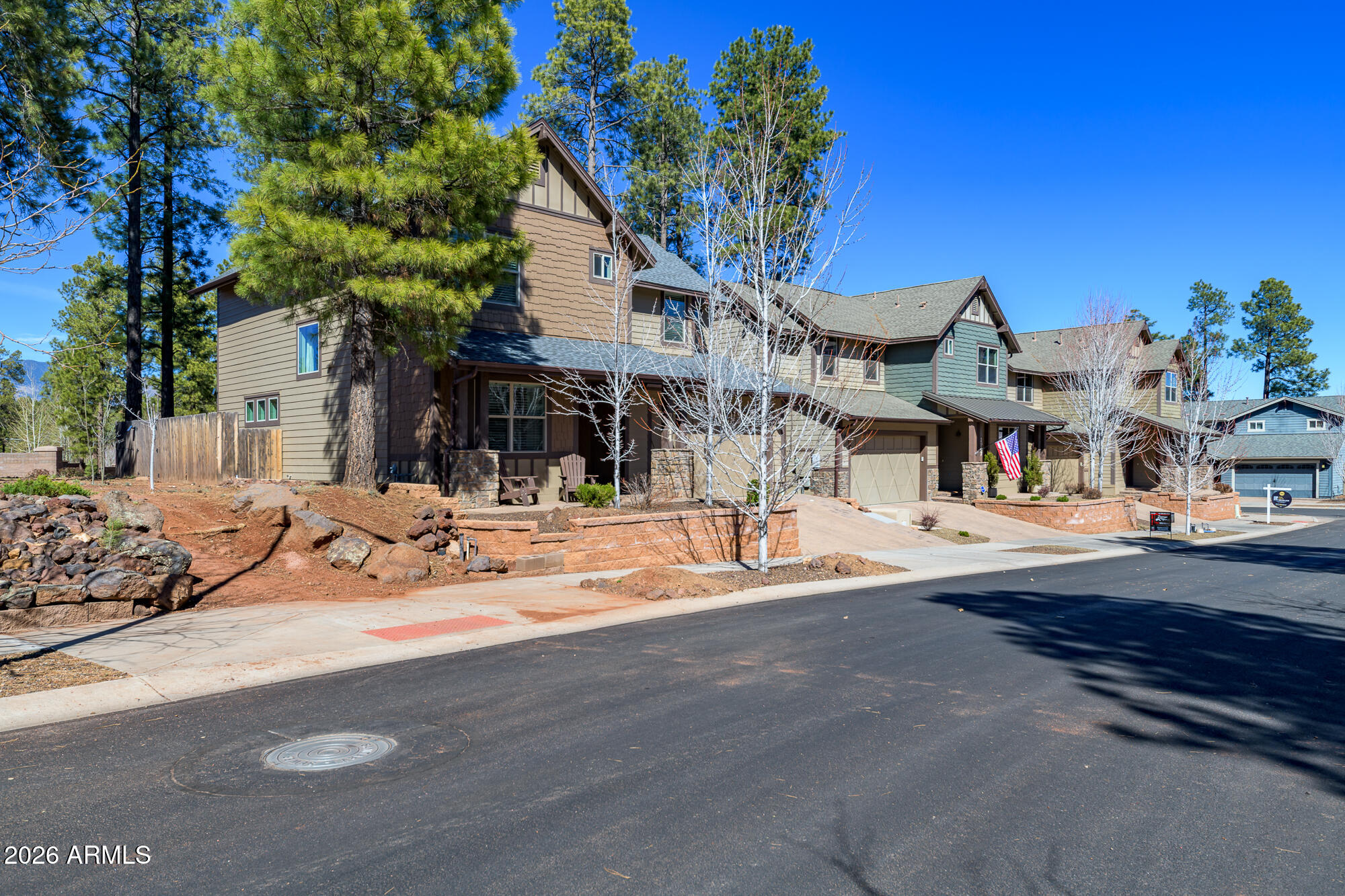 2911 S PEPITA Drive