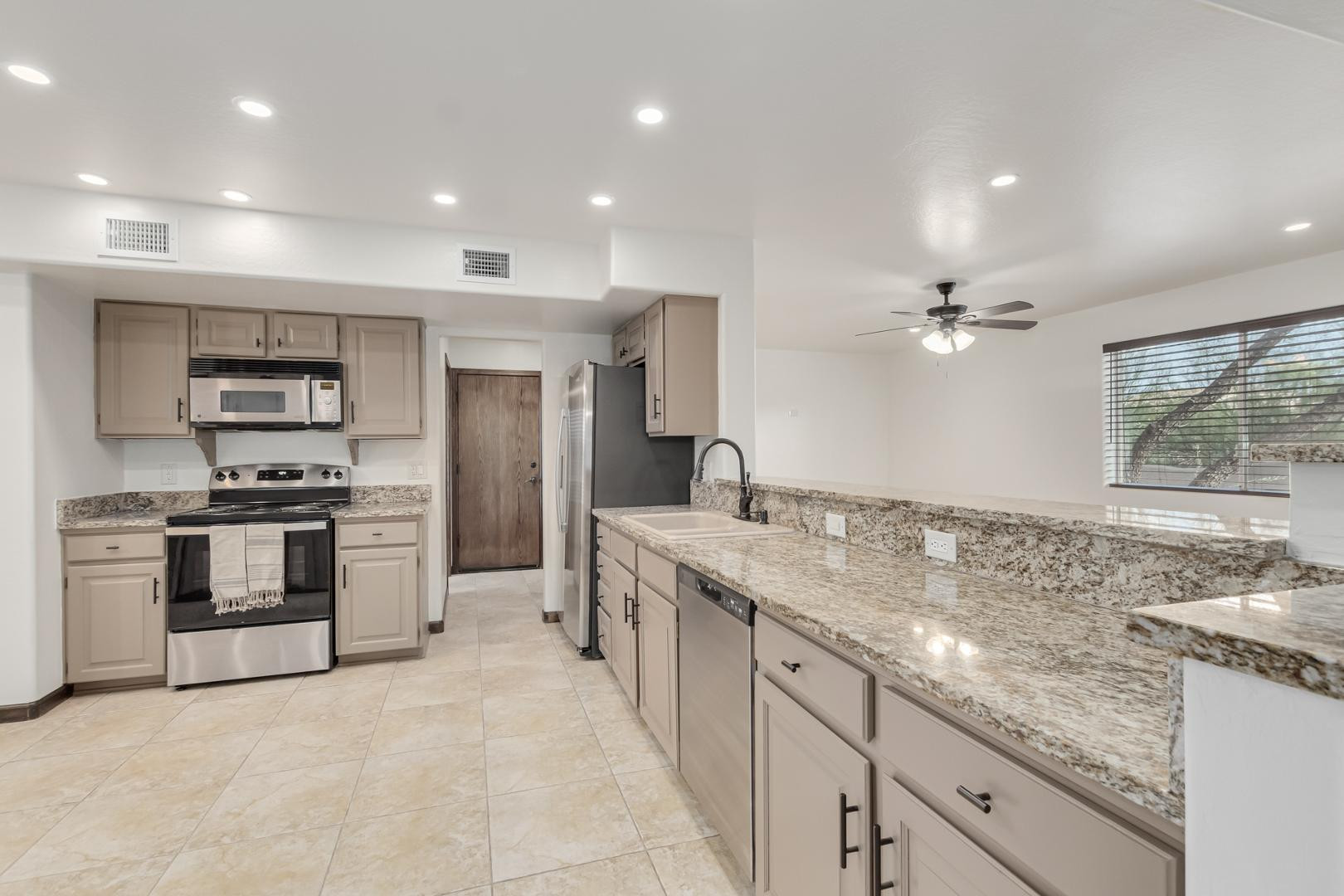 16915 E Jacklin Drive