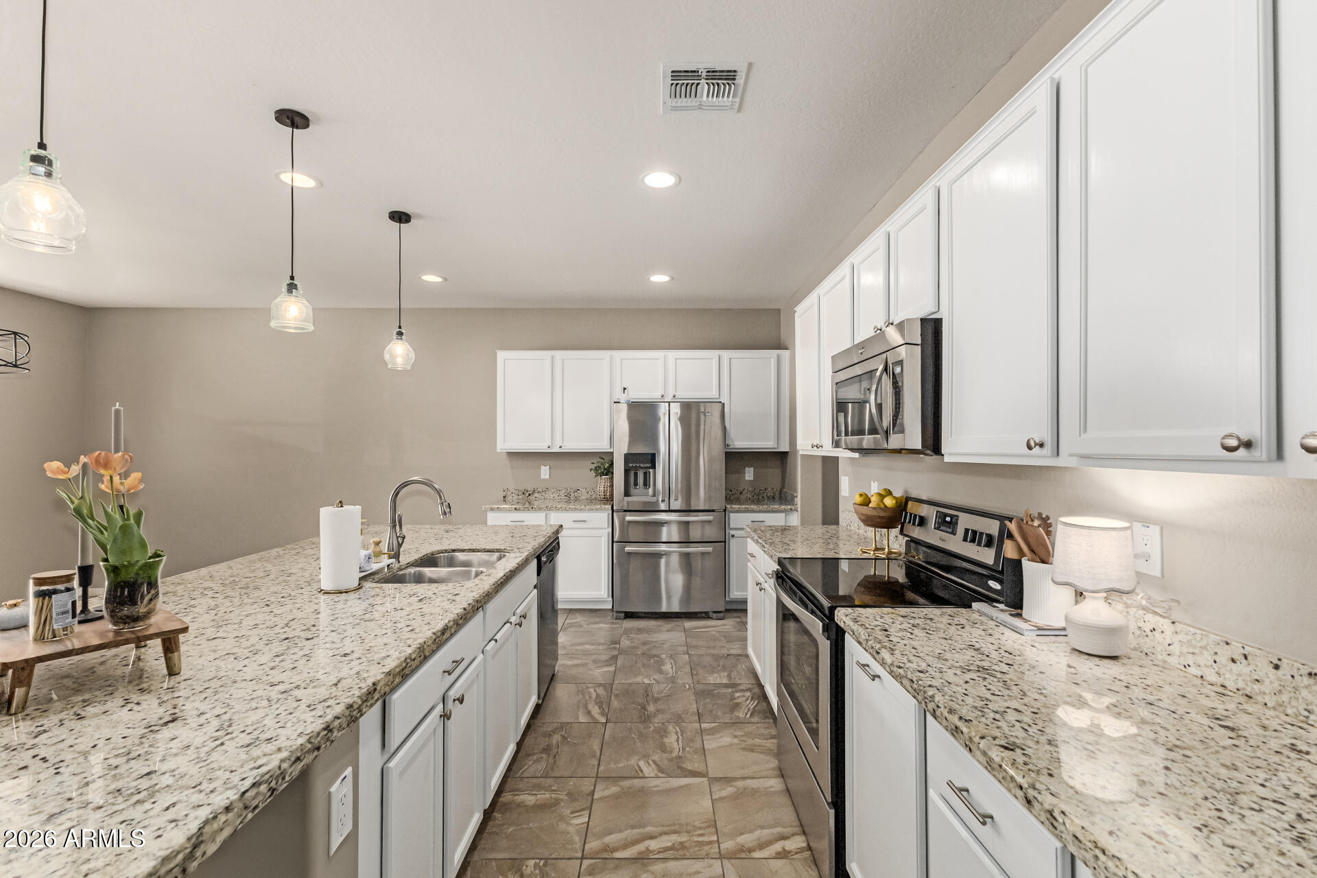 10061 E THATCHER Avenue