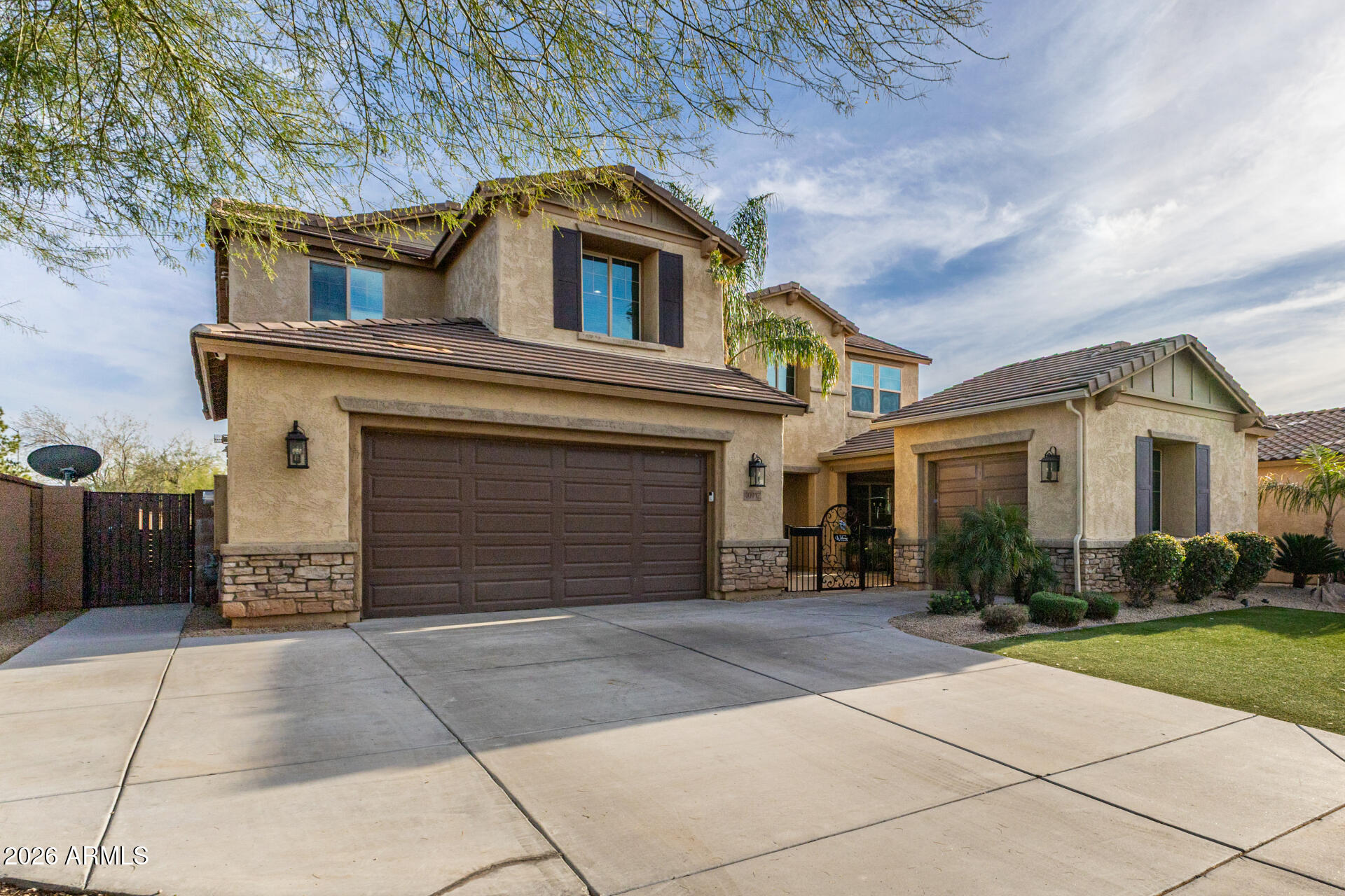 10917 E THORNTON Avenue