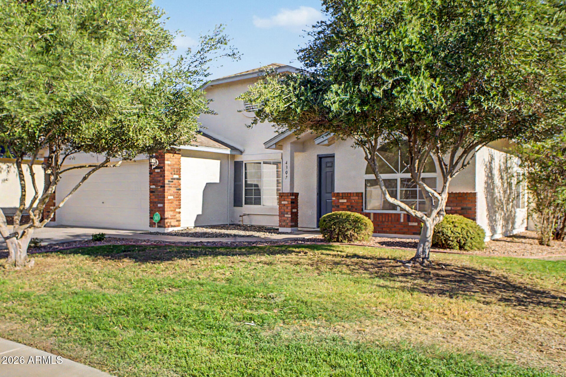 4307 E MEADOW WEST Lane