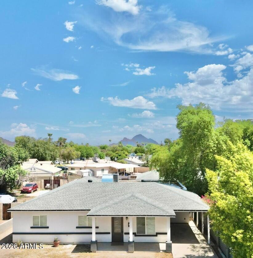 5211 N 8TH Place