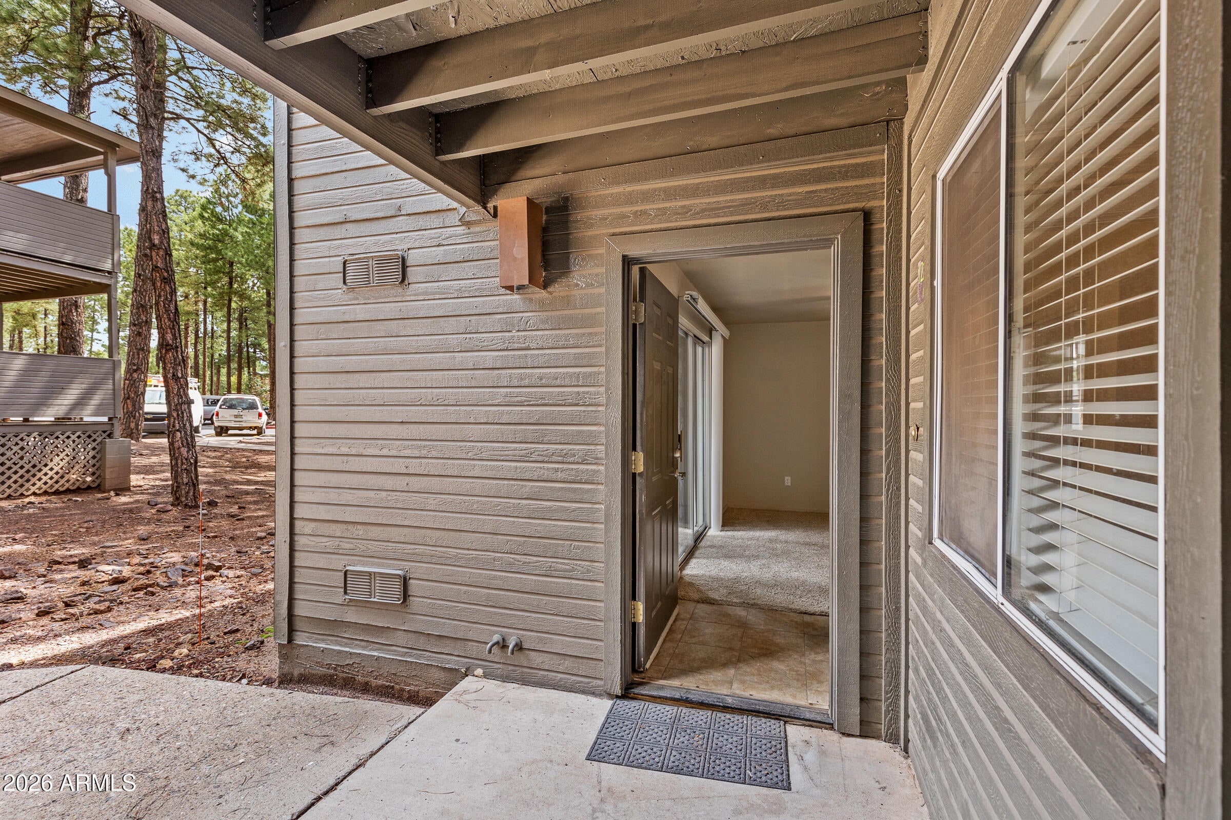1385 W UNIVERSITY Avenue 122