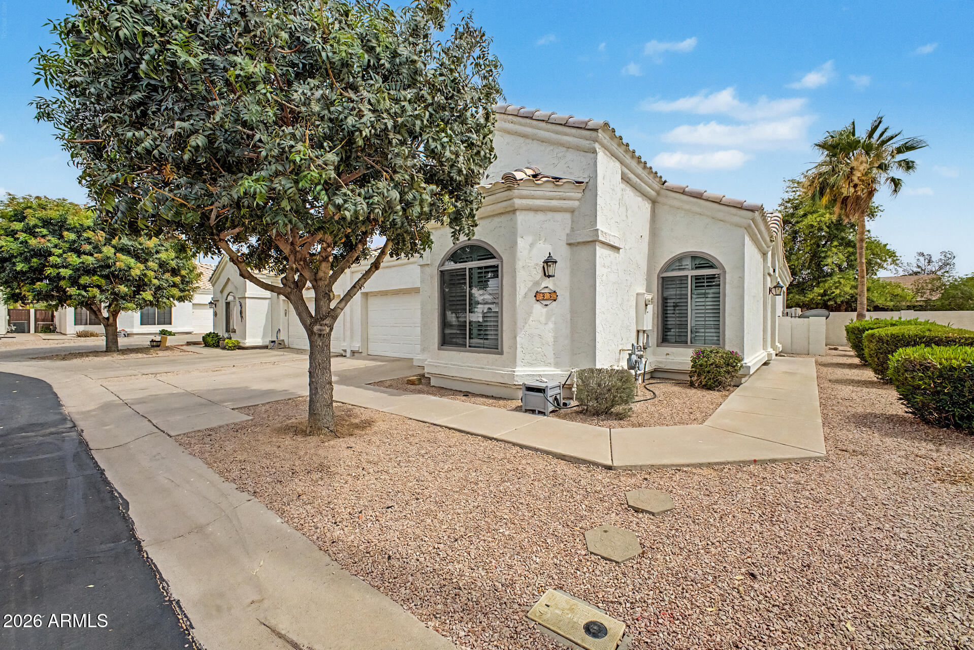 320 S 70TH Street 33