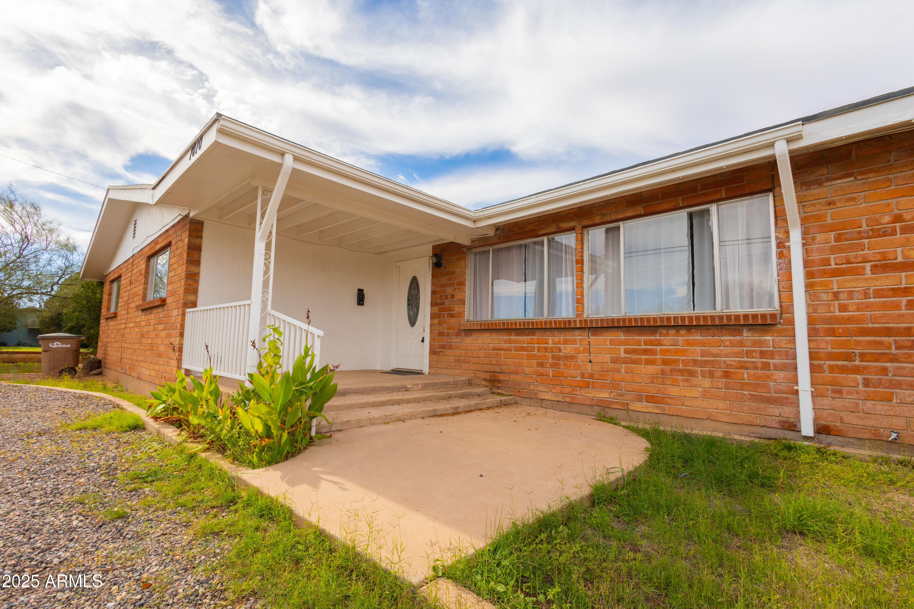 CLAWSON - Residential