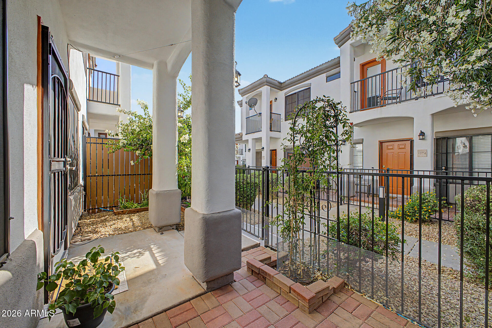 3150 E BEARDSLEY Road 1071