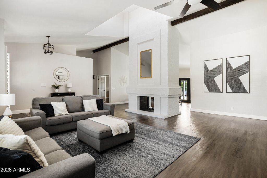 Photo of 601 E Silver Creek Road, Gilbert, AZ 85296 (MLS # 6995913)