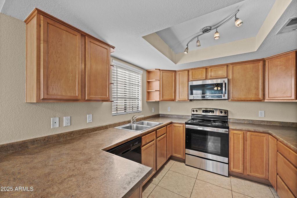 Photo of 925 S Longmore #124, Mesa, AZ 85202 (MLS # 6929477)