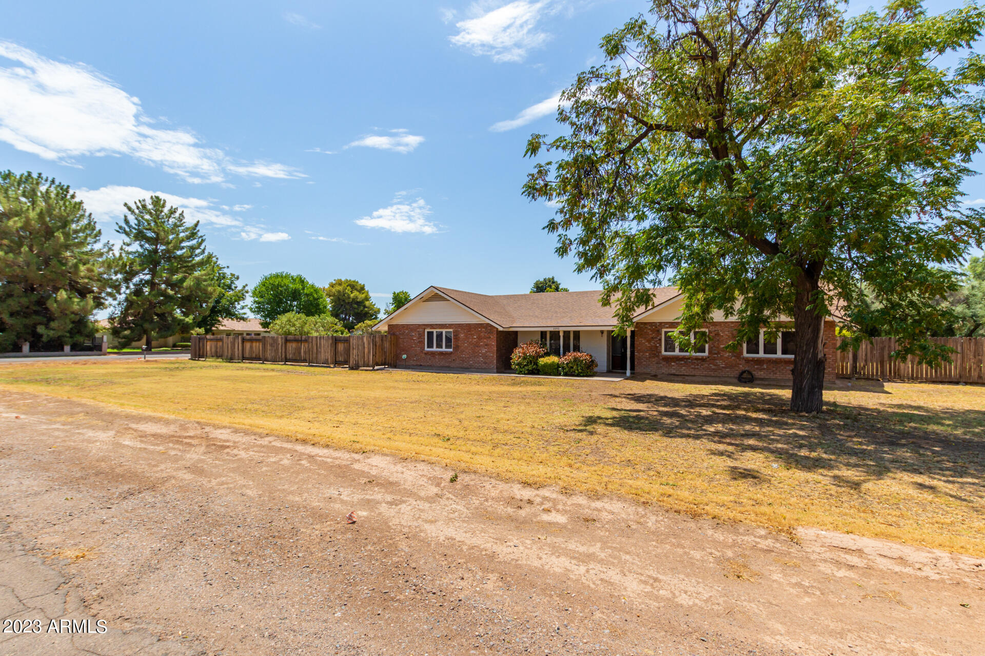 2050 N 90TH Place