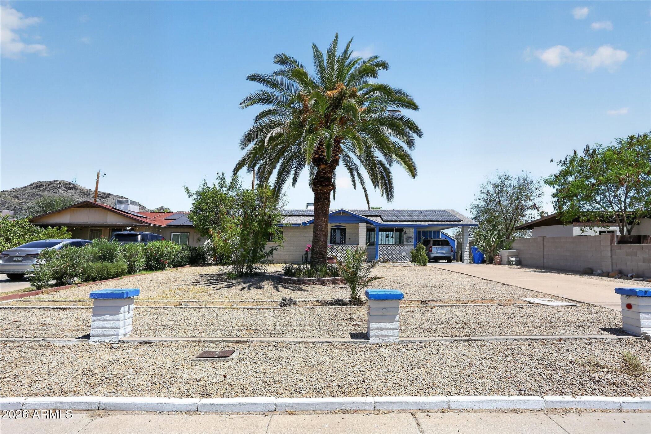 806 E MOUNTAIN VIEW Road