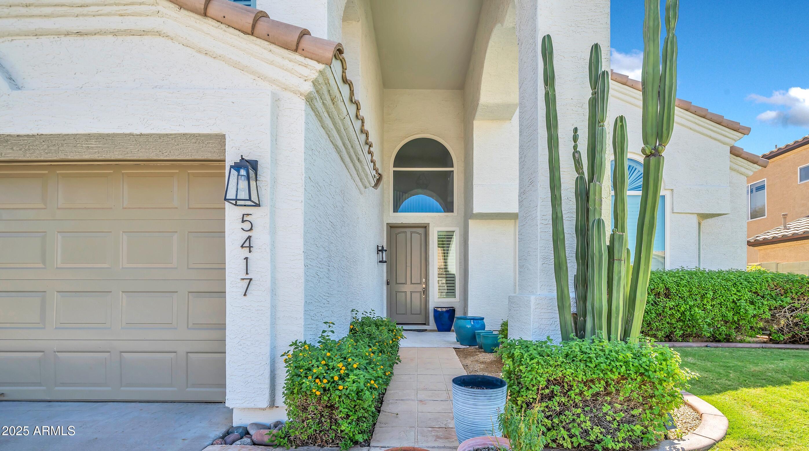 5417 E ANDERSON Drive